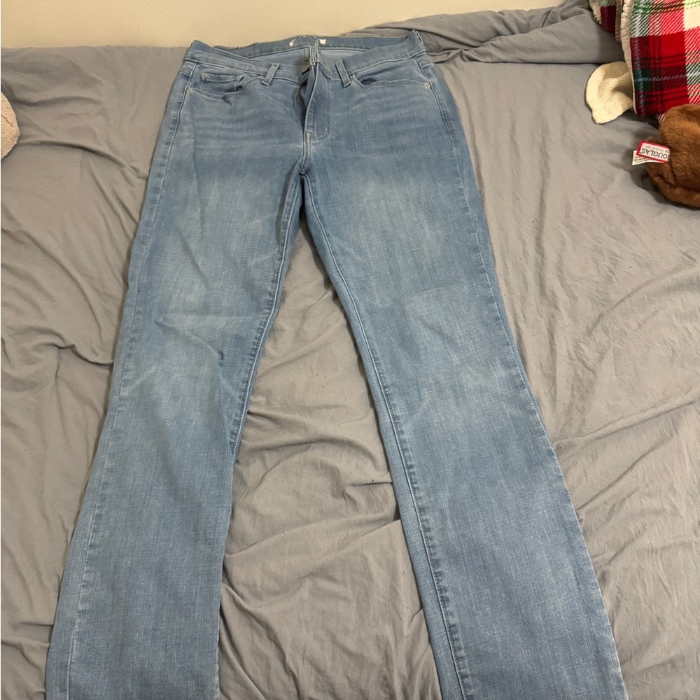 Levi's Classic Light Blue Jeans